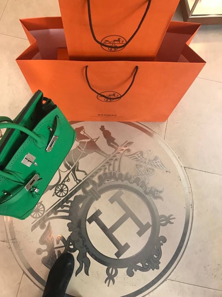 The mark of a successful trip to the H boutique
